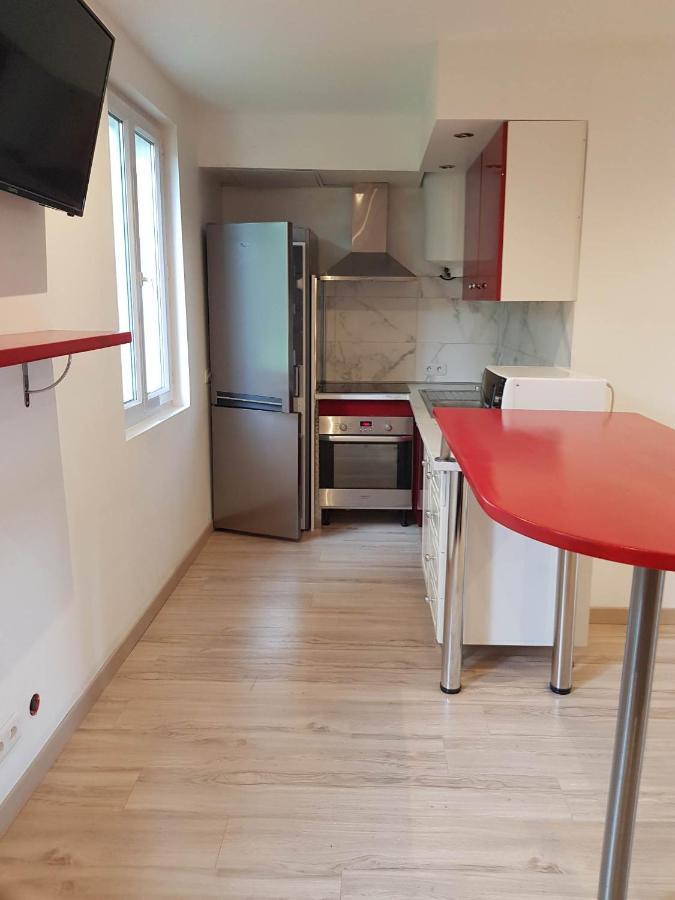 05 - Tres Joli 3 Pieces Neuf 2 Chambres, Logement Tout Equipe Pour 1 A 4 Personnes Maximum, Vue Sur Jardin Avec Parking Privatif, Grand Fourgon Possible, Tout Le Linge De Maison Est Fourni 阿尼瑟厄巴龙 外观 照片