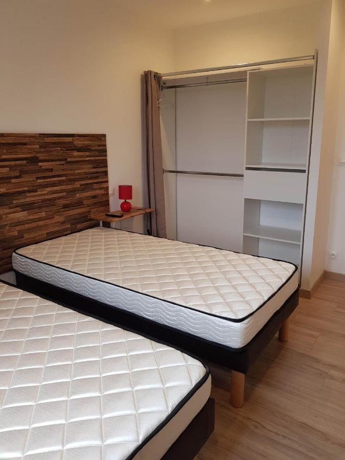 05 - Tres Joli 3 Pieces Neuf 2 Chambres, Logement Tout Equipe Pour 1 A 4 Personnes Maximum, Vue Sur Jardin Avec Parking Privatif, Grand Fourgon Possible, Tout Le Linge De Maison Est Fourni 阿尼瑟厄巴龙 外观 照片