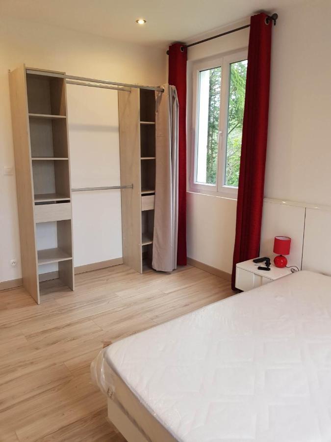 05 - Tres Joli 3 Pieces Neuf 2 Chambres, Logement Tout Equipe Pour 1 A 4 Personnes Maximum, Vue Sur Jardin Avec Parking Privatif, Grand Fourgon Possible, Tout Le Linge De Maison Est Fourni 阿尼瑟厄巴龙 外观 照片