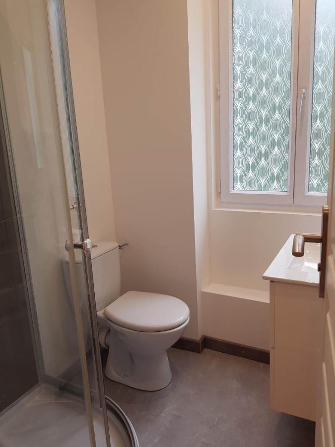 05 - Tres Joli 3 Pieces Neuf 2 Chambres, Logement Tout Equipe Pour 1 A 4 Personnes Maximum, Vue Sur Jardin Avec Parking Privatif, Grand Fourgon Possible, Tout Le Linge De Maison Est Fourni 阿尼瑟厄巴龙 外观 照片