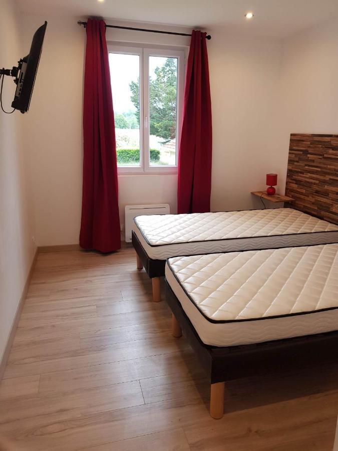 05 - Tres Joli 3 Pieces Neuf 2 Chambres, Logement Tout Equipe Pour 1 A 4 Personnes Maximum, Vue Sur Jardin Avec Parking Privatif, Grand Fourgon Possible, Tout Le Linge De Maison Est Fourni 阿尼瑟厄巴龙 外观 照片